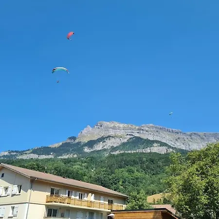 Daire Superbe Avec Terrasse